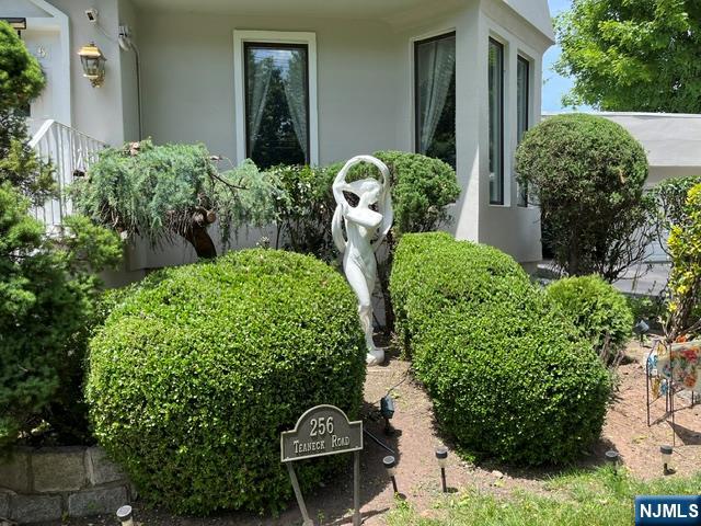 256 Teaneck Road