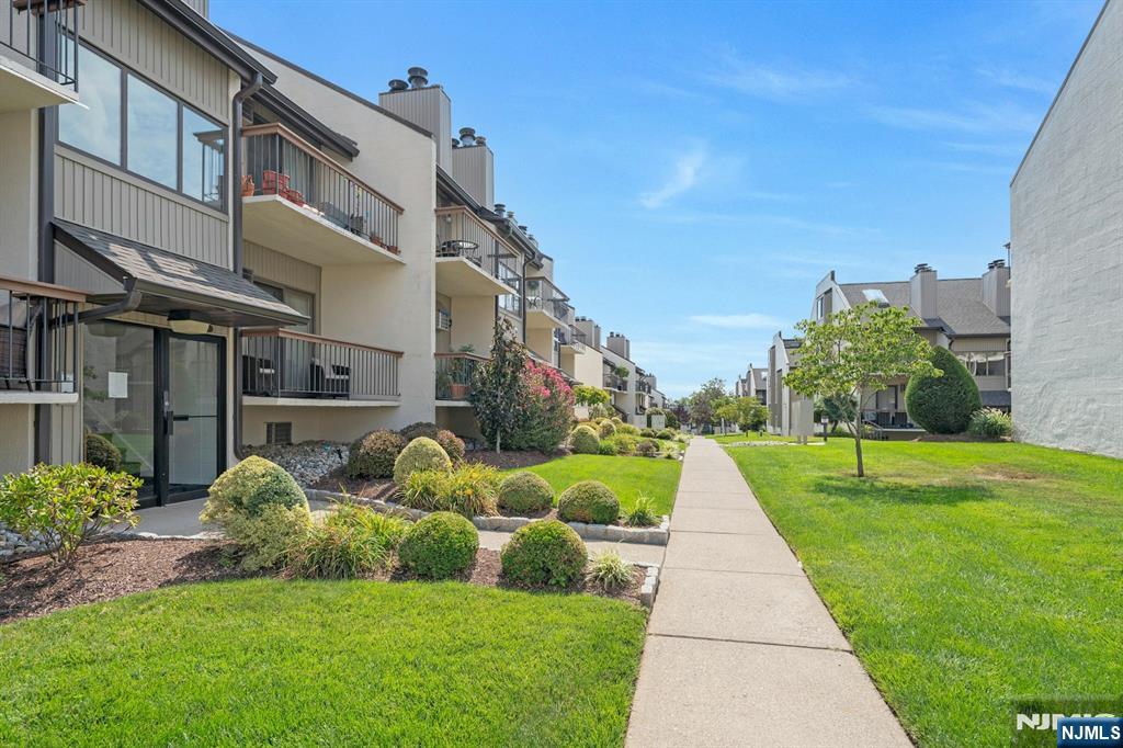 302 Hackensack Street 303