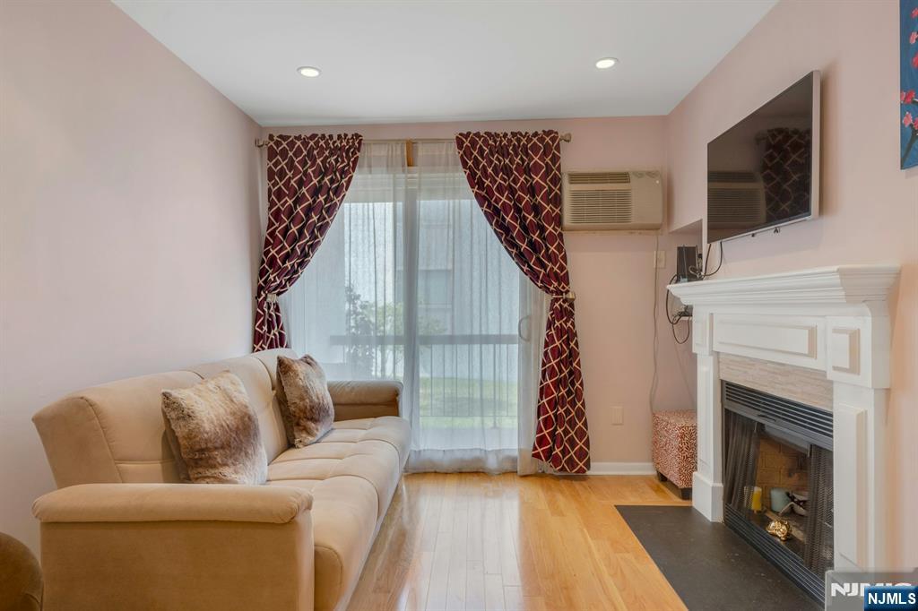 302 Hackensack Street 303