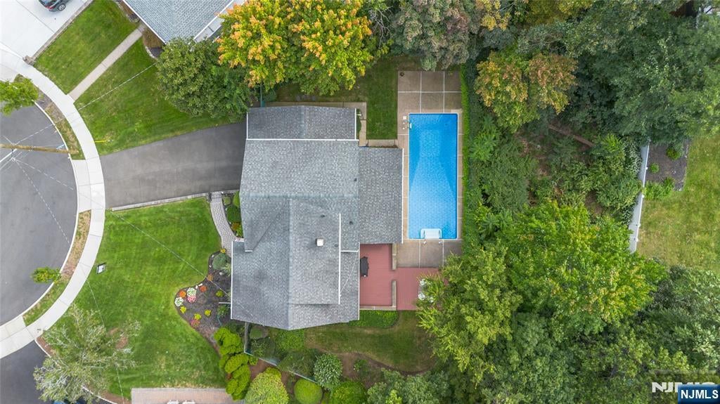 121 Bender Drive