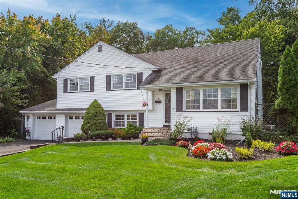 121 Bender Drive