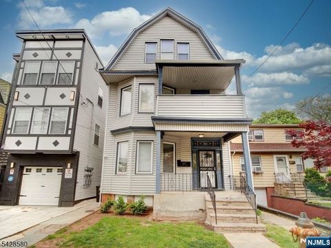 Photo of 564 Sanford Avenue, Newark, NJ 07106 (MLS # 26015472)