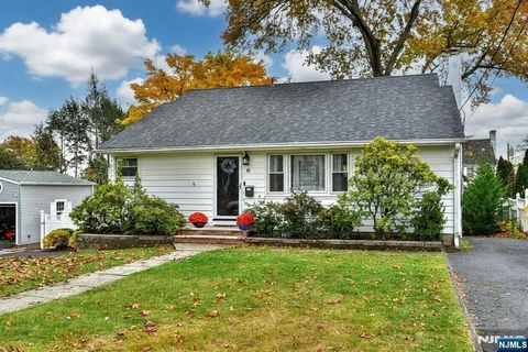 82 Grove Street Waldwick NJ 07463