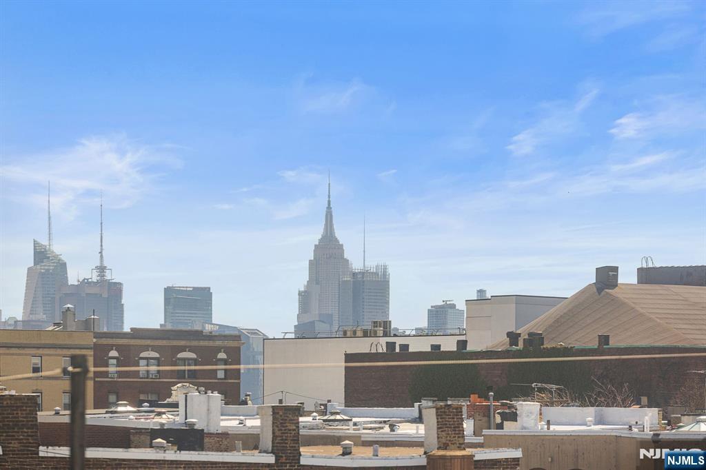 6601 Broadway D7