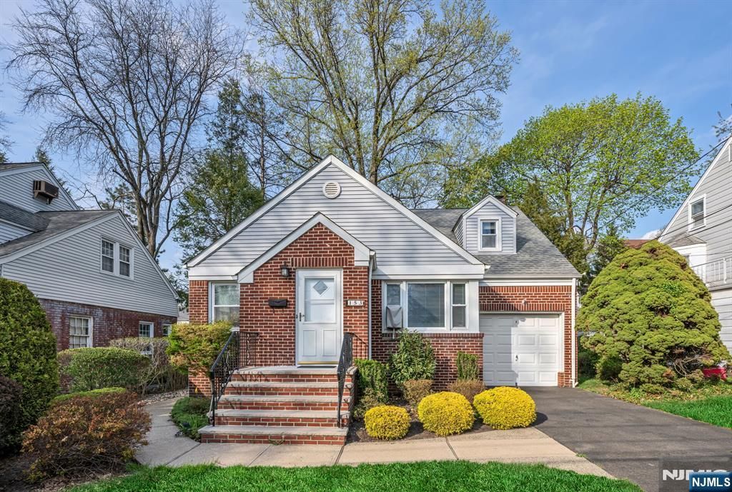 Photo of 153 Moore Avenue, Leonia, NJ 07605 (MLS # 26013030)