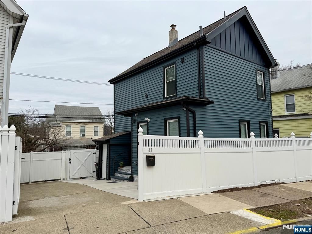 Photo of 41 N 11th St, Paterson, NJ 07522 (MLS # 26011314)