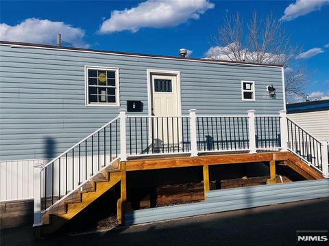 4 Metro Avenue Moonachie NJ 07074