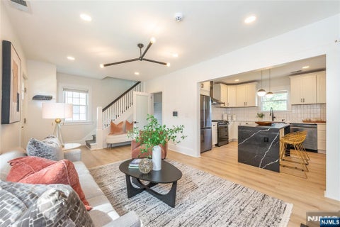 Photo of 33 Waverly Terrace, Bloomfield, NJ 07003 (MLS # 26034833)