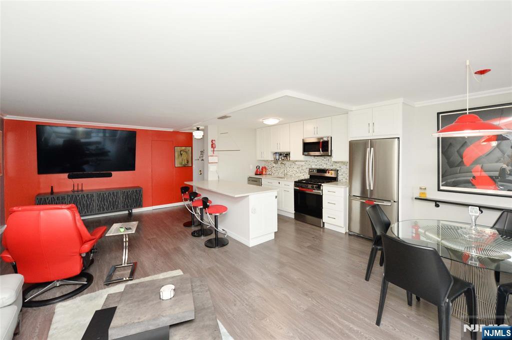 277 Prospect Avenue 10F