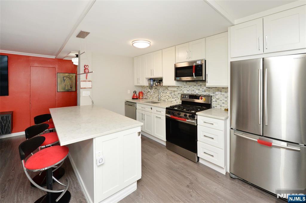 277 Prospect Avenue 10F