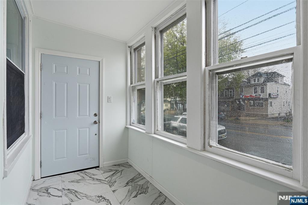 287 Crooks Avenue