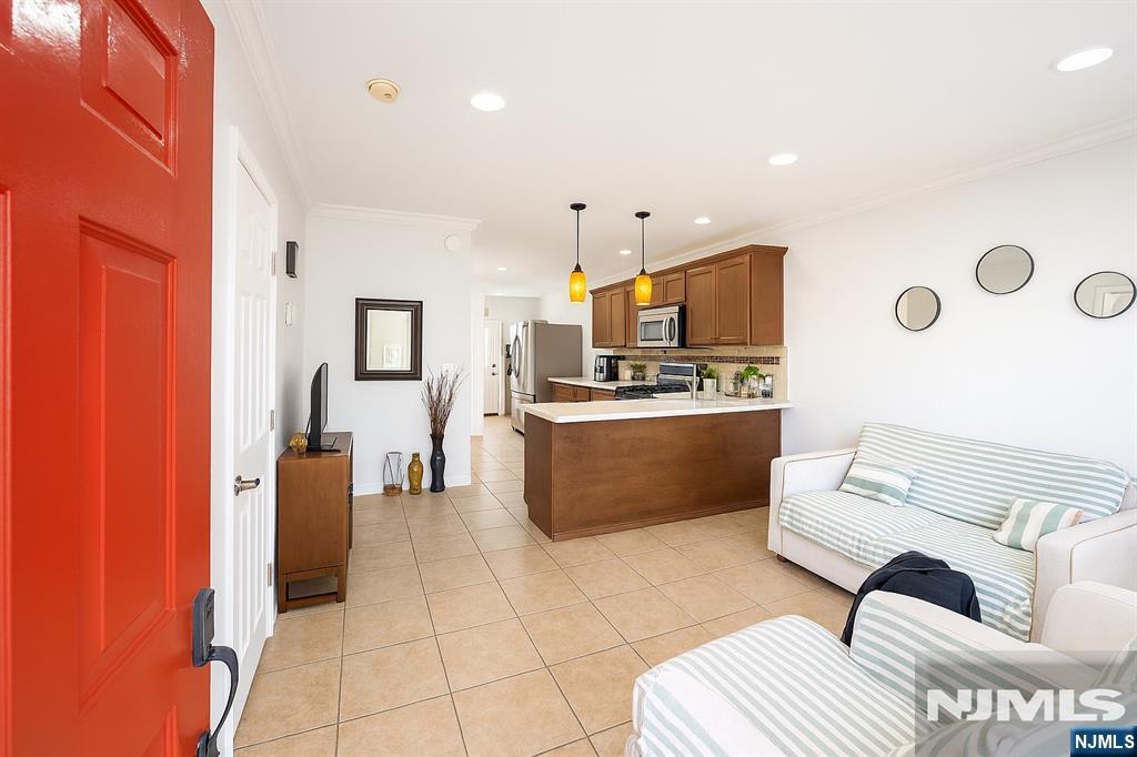 31 Kossuth Street