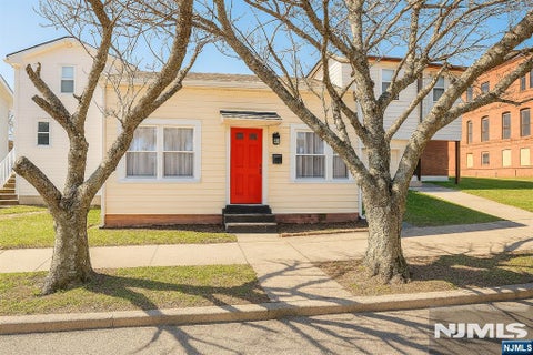 Photo of 31 Kossuth Street, Haledon, NJ 07508 (MLS # 26039265)