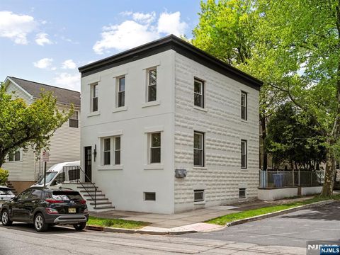 Photo of 9 Morse Avenue, Rutherford, NJ 07070 (MLS # 26015976)
