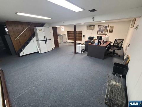 36 Farview Terrace Paramus NJ 07652