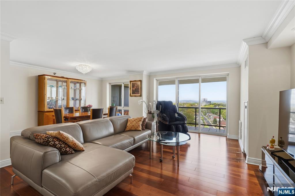 1512 Palisade Avenue 19A