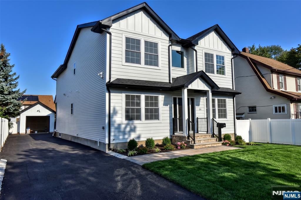 Homes for Sale in Northern NJ | ThisIsRiverEdge.com 311 Harrison Avenue