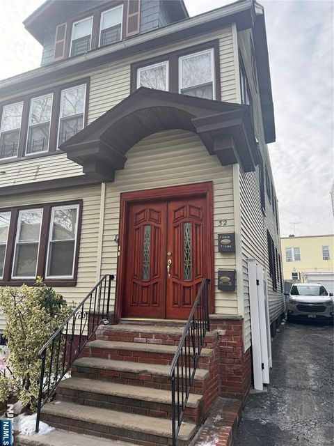 Photo of 32 Underwood St #32, Newark, NJ 07106 (MLS # 26002867)