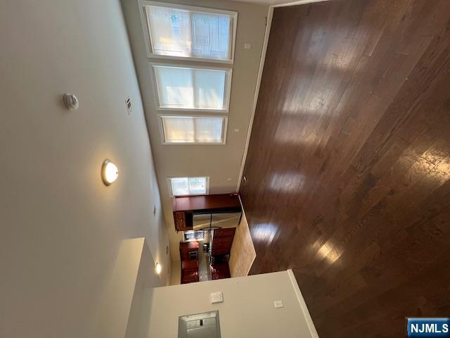 Rental Property at 142 Sunset Ave 2, Newark, New Jersey - Bedrooms: 3 
Bathrooms: 2 
Rooms: 4  - $2,500 MO.