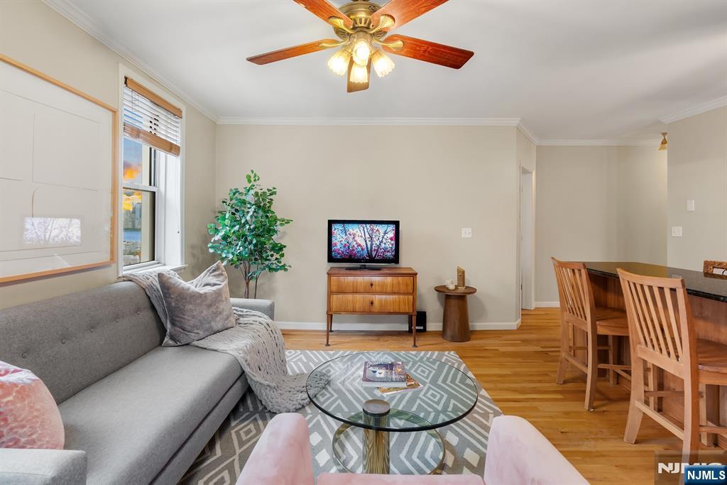 875 Boulevard East Boulevard 17