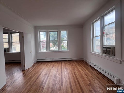 Photo of 236 Greenmount #1, Cliffside Park, NJ 07010 (MLS # 26039791)