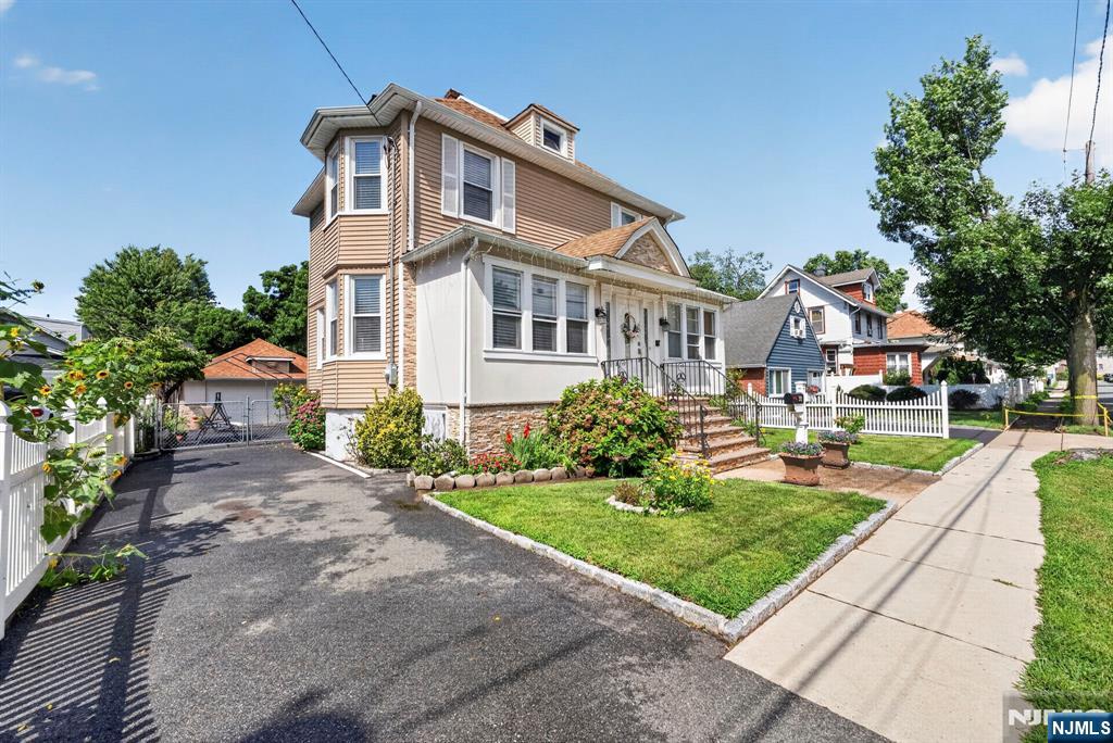 30 Elm Street