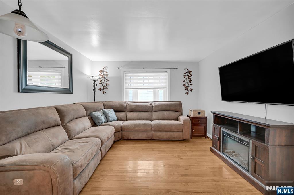 470 Linden Avenue