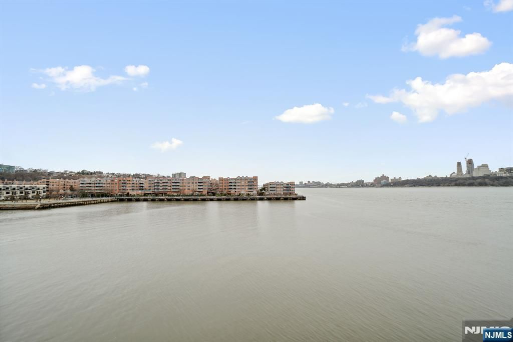 Photo of 206 The Promenade #206, Edgewater, NJ 07020 (MLS # 25030868)