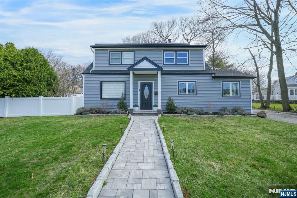Photo of 33 Cathy Avenue, Hawthorne, NJ 07506 (MLS # 26013628)
