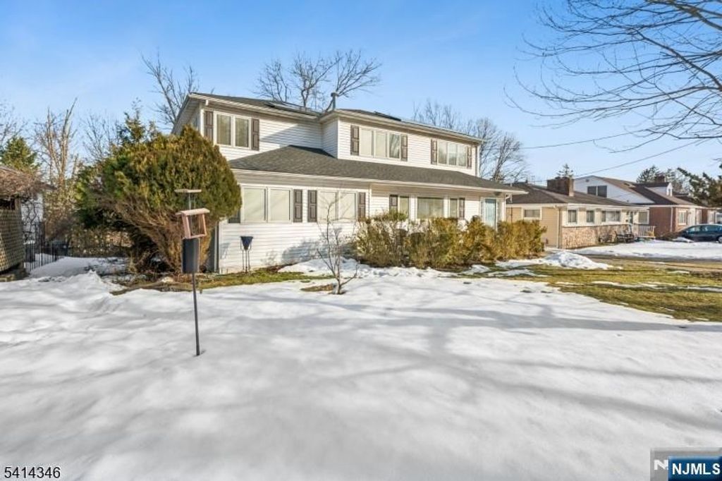 Photo of 12 Dale Drive, West Orange, NJ 07052 (MLS # 26006835)