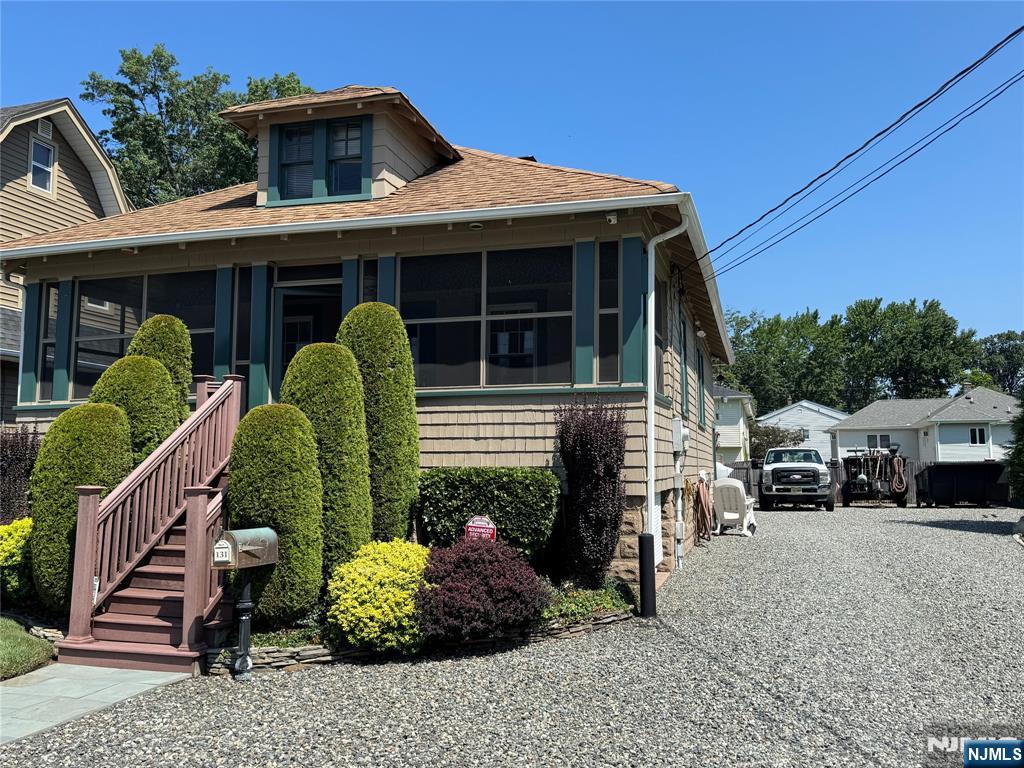 131 Hickory Avenue
