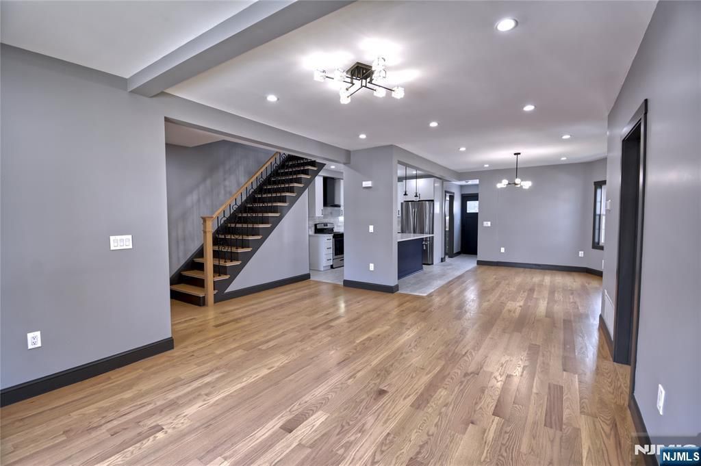 Photo of 72 Hille Place, Ridgefield Park, NJ 07660 (MLS # 26007062)