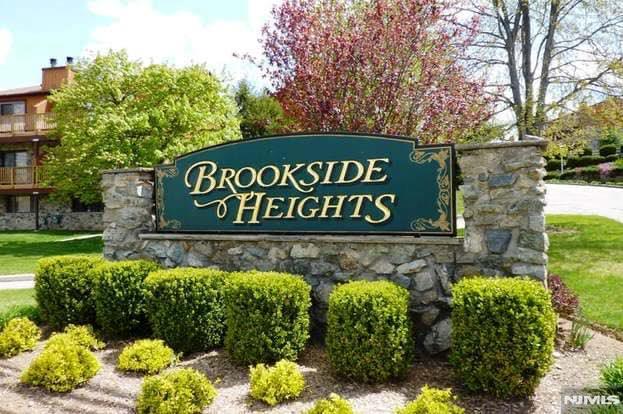 9 Brookside Hts, Wanaque, New Jersey - 2 Bedrooms  
3 Bathrooms - 