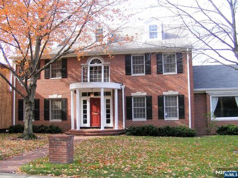 Photo of 11 State Street #3rd Floor, Hackensack, NJ 07601 (MLS # 26016474)