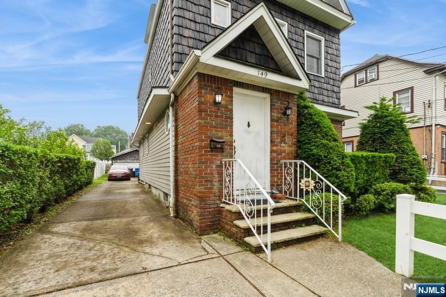 149 Springfield Avenue