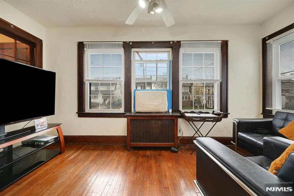 Photo of 29 Hedden Terrace, North Arlington, NJ 07031 (MLS # 26010255)