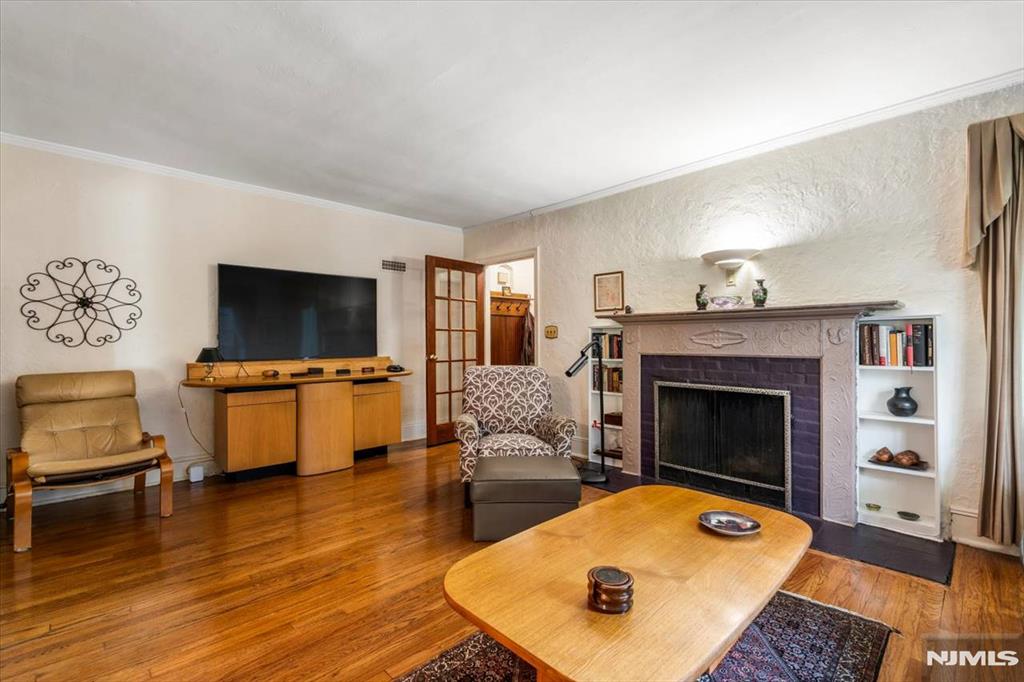 Homes for Sale in Northern NJ | ThisIsRiverEdge.com 512 Fairidge Terrace
