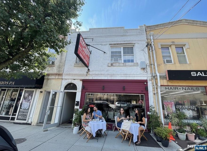 Prime Downtown Mixed-Use Investment Opportunity Located in the heart of the downtown business district, this two-level mixed-use building offers an unbeatable opportunity for the savvy investor. 1st Floor: Restaurant space approx. 1,650 sq. ft. 2nd Floor: 2-bedroom apartment approx. 1,100 sq. ft. with a private rear deck Gross Annual Income: $87,000 ($5,500 + $1,750/month) Operating Expenses: $13,263 Cap Rate: 7.12% Tenants pay all utilities including heating, gas, electric, and water. New roof replaced 3 years ago. Restaurant space can be delivered vacant upon closing. Strong income, minimal expenses, and a prime downtown location make this a perfect investment or owner-user opportunity.