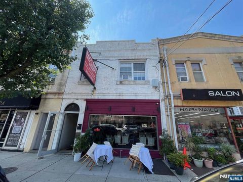 Photo of 555 Anderson Avenue, Cliffside Park, NJ 07010 (MLS # 26005024)