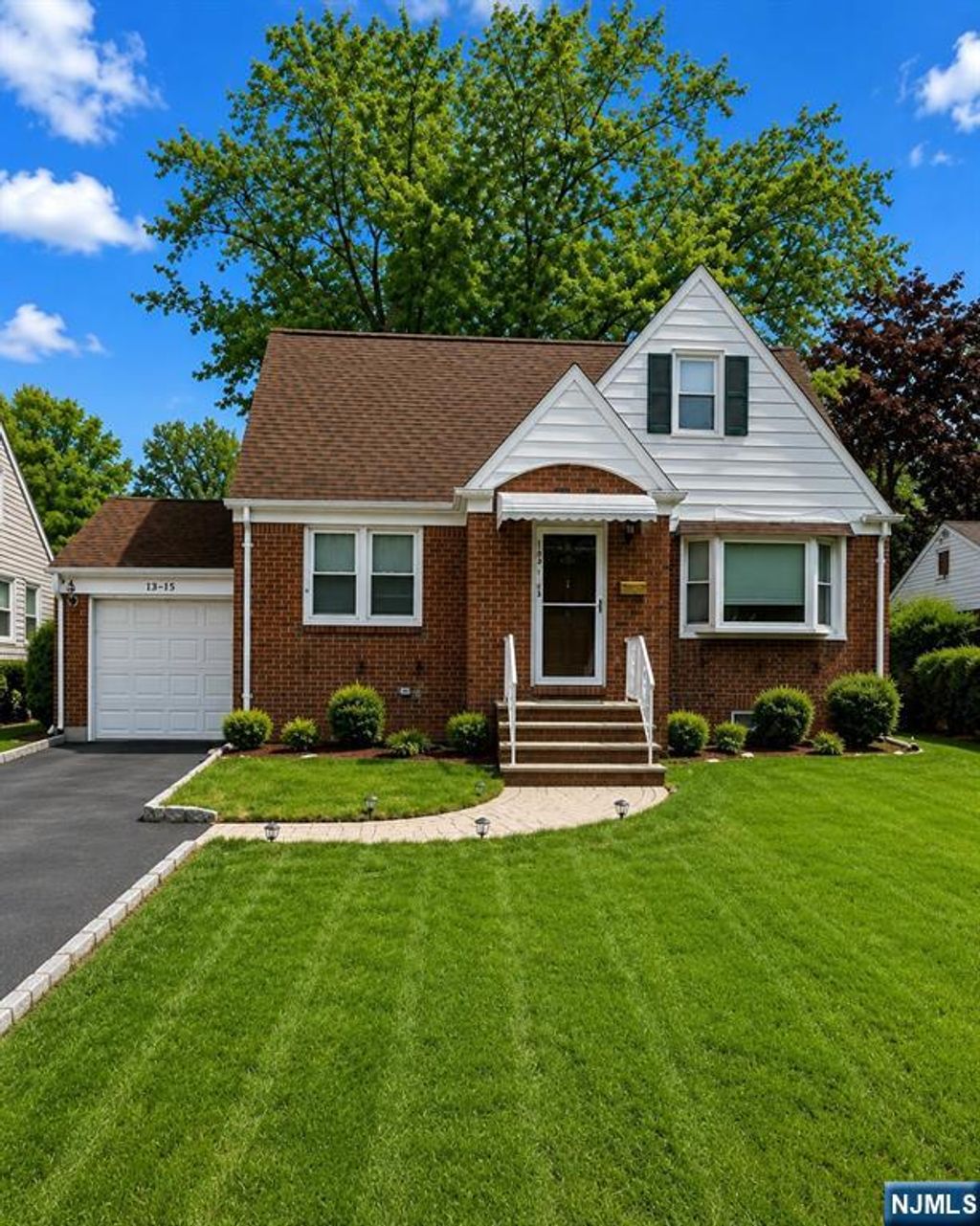 Photo of 1338 Hedman Place, Fair Lawn, NJ 07410 (MLS # 26024706)