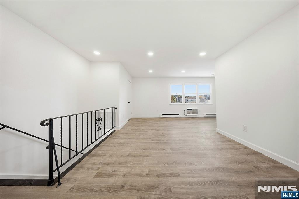245 Edmund Avenue 3