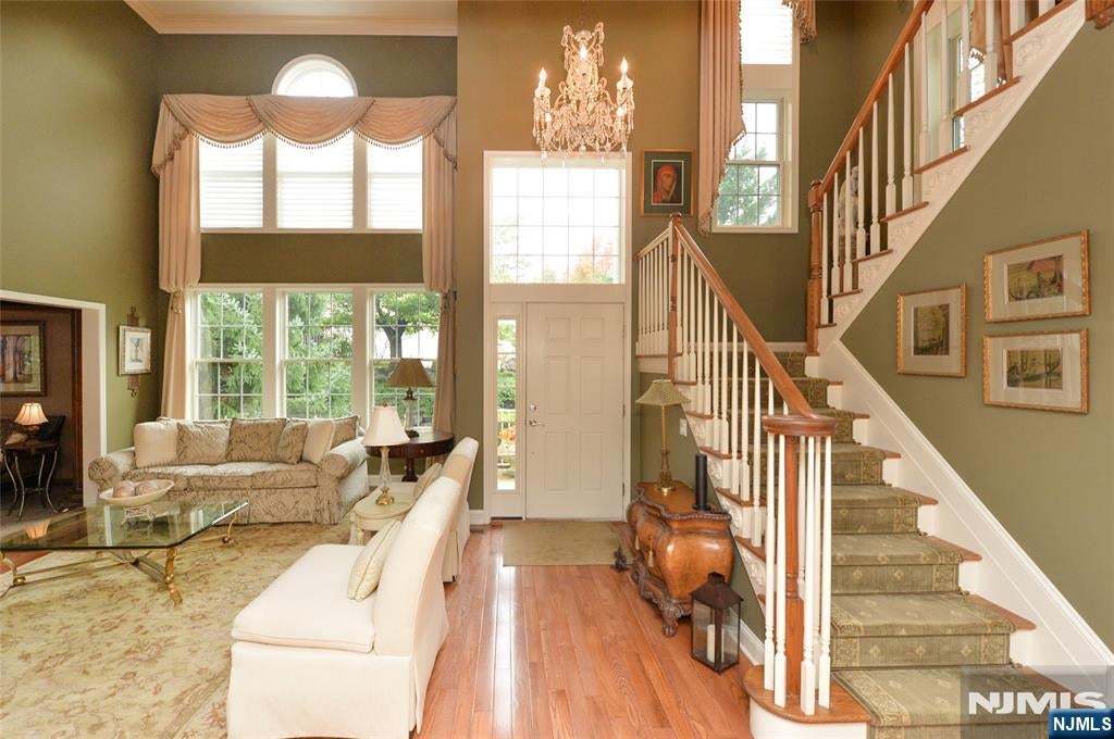 12 Skyview Drive