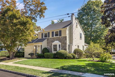 50 Oakridge Road Bloomfield NJ 07003