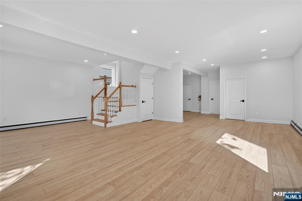 182 N Maple Avenue