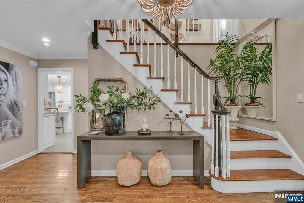 9 Deerfield Drive