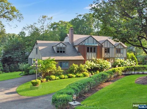 9 Deerfield Drive Woodcliff Lake NJ 07677