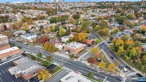 Photo of 824 Broad Avenue, Ridgefield, NJ 07657 (MLS # 25037906)