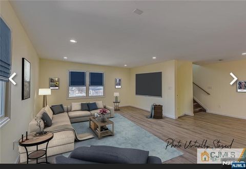 Photo of 19 Henry St, Edison, NJ 08820 (MLS # 25017446)