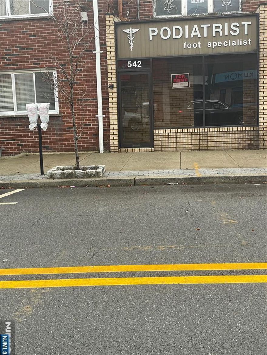 Storefront space (1,450 sqft) for rent - includes 1 st floor front office, huge storage space downstairs and 1 parking space.? Formerly a medical office - it could also be used as : an office, cafe, restaurant, doctorâ€™s office, art studio, convenience store and many more.? The property also has a huge storage space below ( about 500 sqft and a 2 car attached garage. If 1st floor is leased together with storage and garage - price is $ 4000 . Located in the heart of the City on the busy street with a lot of traffic and with excellent visibility.?!!!! NYC transport next door.? Do Not miss !!