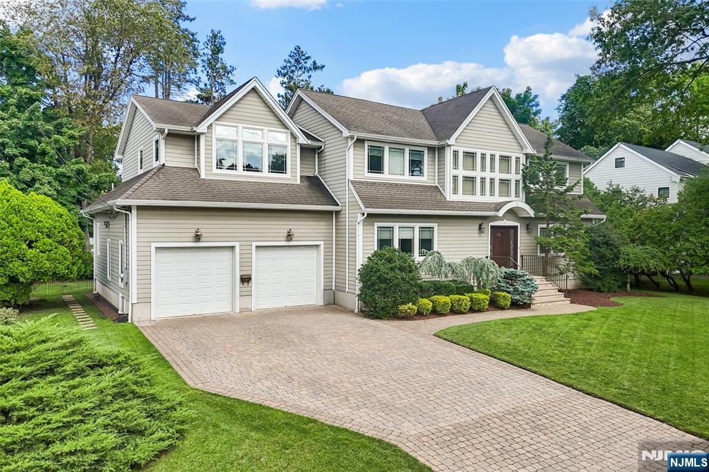8 Marion Court